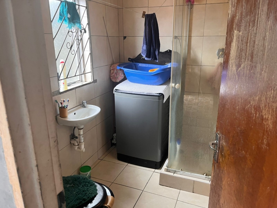 2 Bedroom Property for Sale in Delft Western Cape